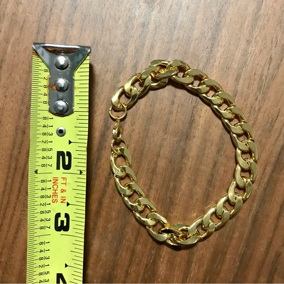 Chunky Link Gold Toned Bracelet - Picture 3 of 3